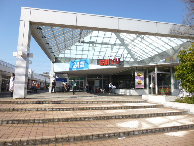 ファミリーマート　横須賀大津町店